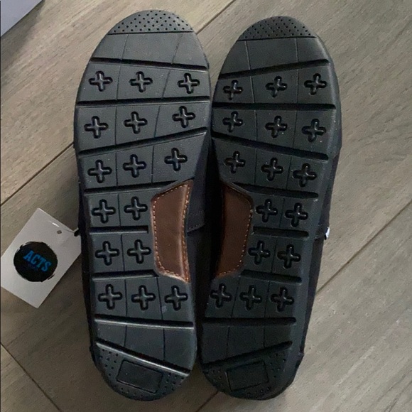 New Acts Brand shoes - Picture 4 of 4